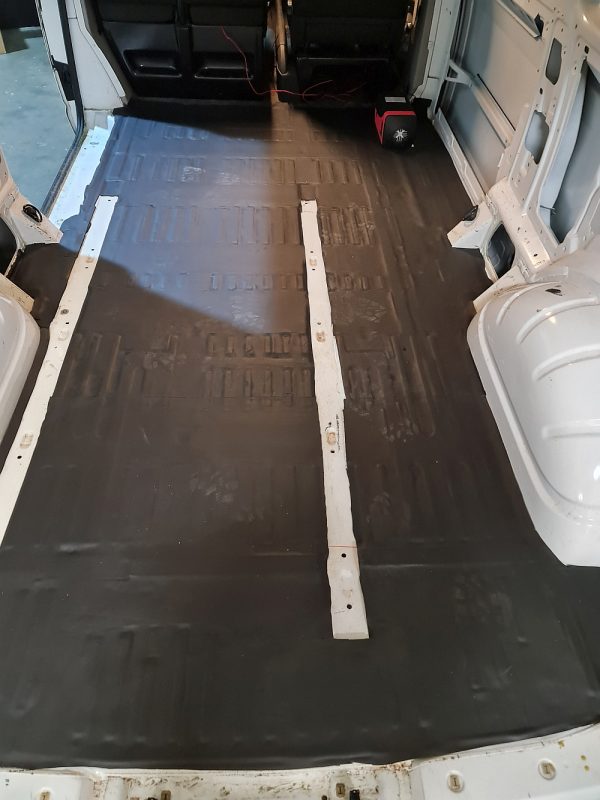3mm ST-Mat covering the entire van floor
